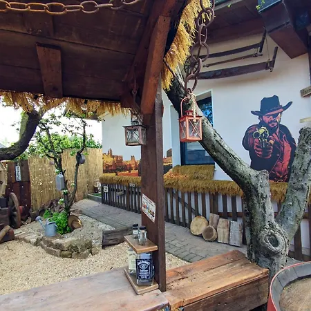 Fontana Wild West